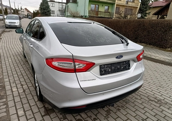 Ford Mondeo cena 28900 przebieg: 140000, rok produkcji 2018 z Nysa małe 667